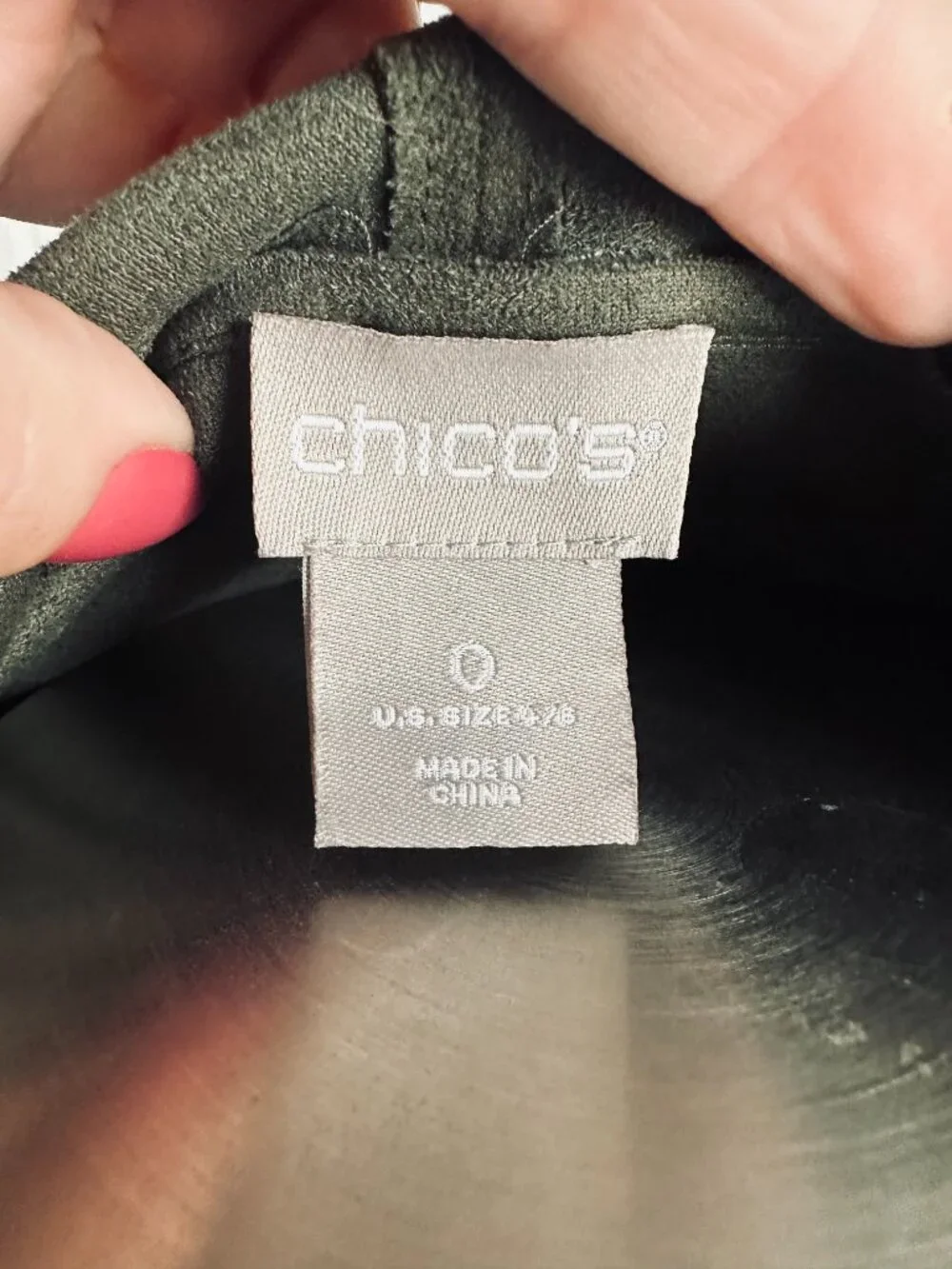 Chico's Faux-Suede Jacket Moss Green w/embroidered flowers, Open Front size 4/6 - Picture 4 of 4